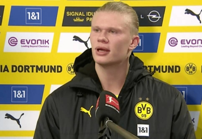 拉卡泽特回到酋长球场，观看并解说枪手对阵拜仁的比赛（拉卡泽特重返酋长球场，现场观战并解说阿森纳对阵拜仁）