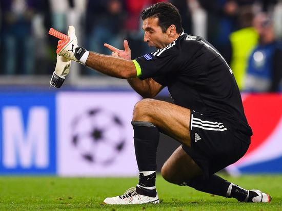 前裁判：米兰确实不该被判点球，但主裁判给的理由有问题（前裁判：米兰这点球确实不该判，但主裁的判罚理由不当）