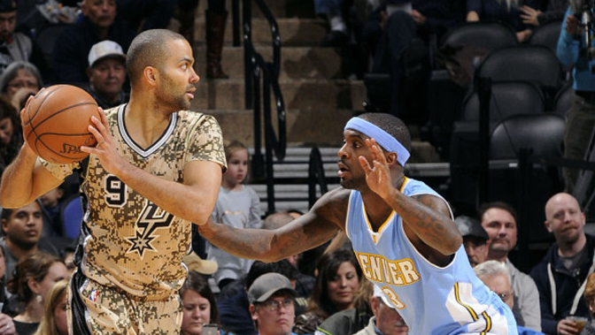 公牛7连败为现存最长连败纪录，武切维奇赢球曾批评球队太软（公牛苦吞7连败成现存最长，武切维奇赢球后曾直言球队太软）