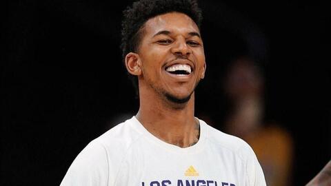 Here we go！罗马诺：维拉签下格雷米奥19岁边锋阿利松（罗马诺确认：阿斯顿维拉签下格雷米奥19岁边锋阿利松）