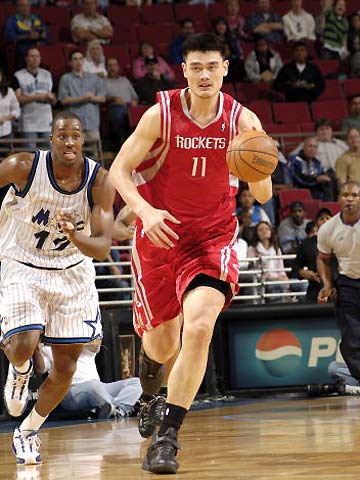 姆巴佩：防守维尼修斯90分钟，太折磨边后卫了（姆巴佩：边后卫全场盯防维尼修斯，实在太折磨人）