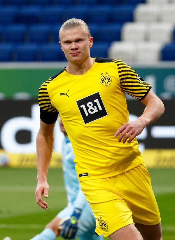 曼城掌控比赛节奏如艺术（曼城将比赛节奏雕琢成艺术）