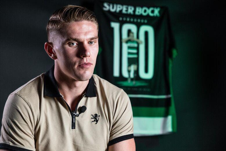 卡萨诺：卡拉格谈萨拉赫之前应该先漱口，他每次说话都在胡扯（卡萨诺痛斥卡拉格：谈萨拉赫前先漱口，他每次发言都是胡扯）