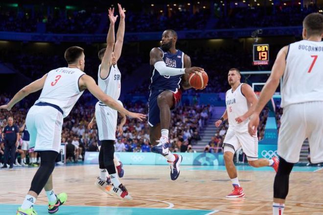 拉波尔塔：弗洛伦蒂诺的发言体现了严重的“巴塞罗那恐惧症”（拉波尔塔称弗洛伦蒂诺的言论暴露出严重的“巴塞罗那恐惧症”）