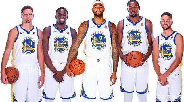 曼联客战狼队首发：库尼亚领衔战旧主、姆伯莫、B费先发（曼联客场对阵狼队首发出炉：库尼亚领衔战旧主，姆伯莫与B费先发）