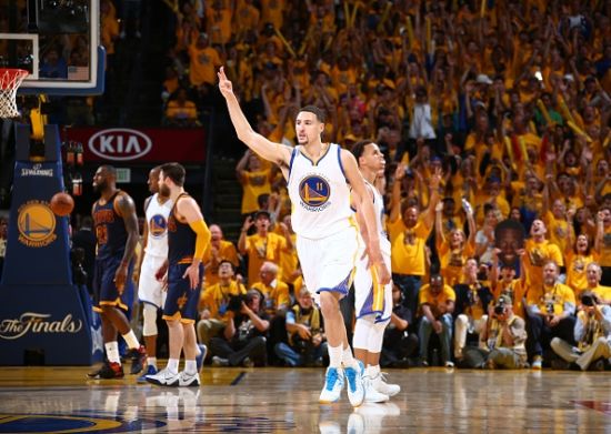 阿森纳3-1完胜拜仁，五档次差距尽显，欧冠小组赛掀翻对手（阿森纳3-1击退拜仁，欧冠小组赛尽显实力差距）