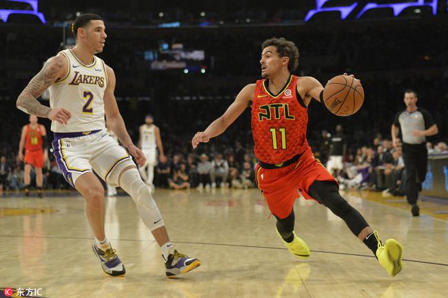 官方：皇家社会签下狼队前锋格德斯；据悉转会费为400万欧（皇家社会官宣引进狼队前锋格德斯，转会费约400万欧）